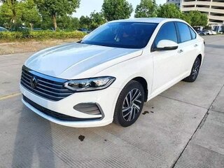 2023 Volkswagen Lavida III Рестайлинг, белый, 1550000 рублей, вид 1