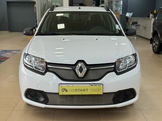 2017 Renault Logan II, белый, 690000 рублей, вид 2