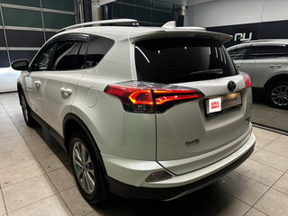 2018 Toyota RAV4 IV (XA40) Рестайлинг, белый, 2100000 рублей, вид 4