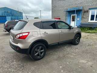 2013 Nissan Qashqai I Рестайлинг, коричневый, 1080000 рублей, вид 5