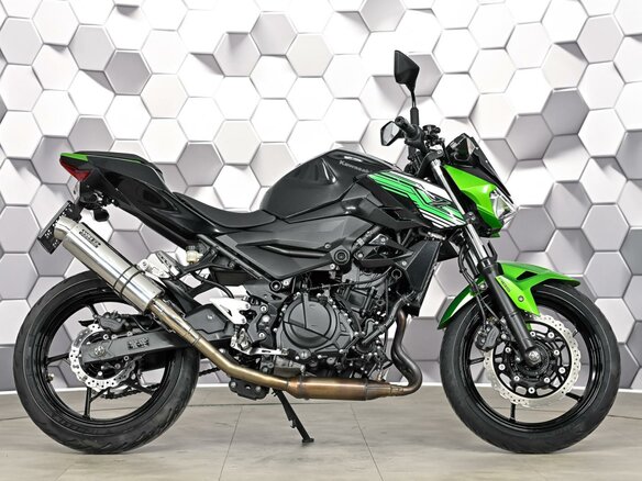 2019 Kawasaki Z 400, чёрный - вид 2