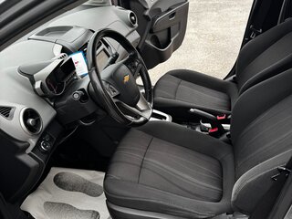 2014 Chevrolet Aveo II, серый, 850000 рублей, вид 5