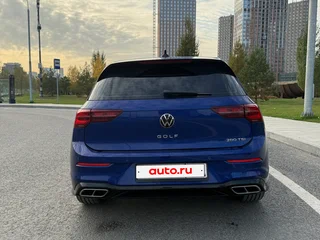2021 Volkswagen Golf VIII, синий, 2250000 рублей, вид 4