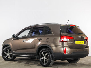 2014 Kia Sorento II Рестайлинг, бежевый, 1879000 рублей, вид 4