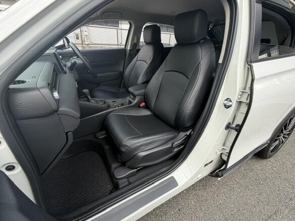 2022 Honda Vezel II, белый, 1760000 рублей - вид 9