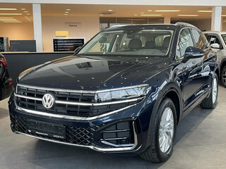 2025 Volkswagen Touareg III Рестайлинг, синий, 8390000 рублей, вид 1