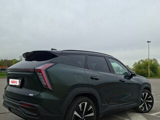 2024 Geely Atlas II, зелёный, 2750000 рублей, вид 2