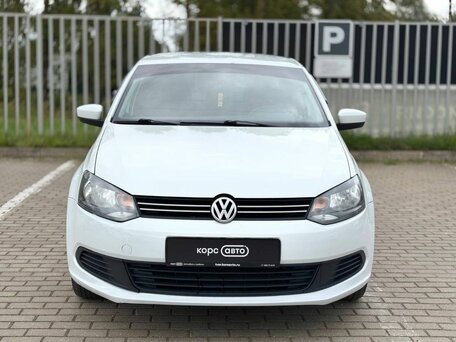 2014 Volkswagen Polo V, белый, 752000 рублей, вид 2