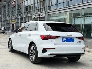 2022 Audi A3 Sportback 35 TFSI IV (8Y), белый, 1688000 рублей, вид 4