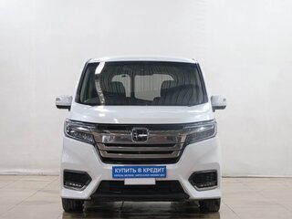 2017 Honda Stepwgn V Рестайлинг, белый, 2299000 рублей, вид 2
