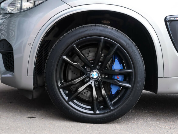2015 BMW X5 M II (F85), серый, 3278000 рублей - вид 25