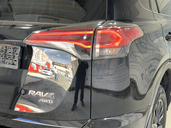 2017 Toyota RAV4 IV (XA40) Рестайлинг, чёрный, 2280000 рублей - вид 27