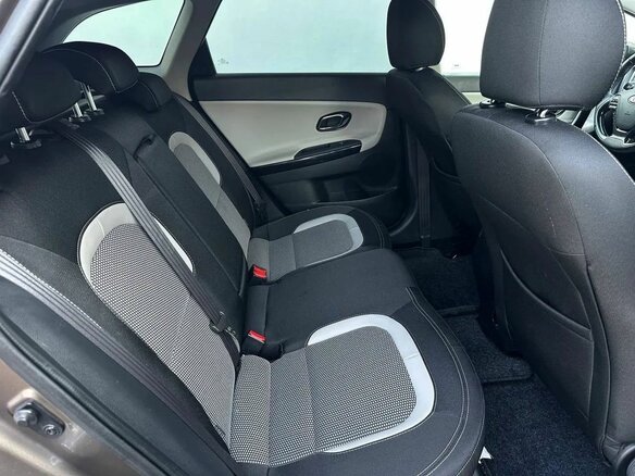 2017 Kia Ceed II Рестайлинг, коричневый, 1420000 рублей - вид 13