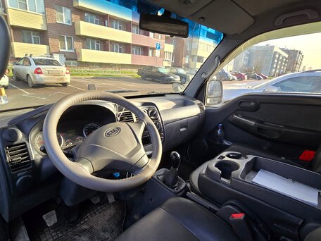 2009 Kia Bongo, белый, 899000 рублей, вид 3