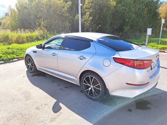 2014 Kia Optima III Рестайлинг, серебристый, 1100000 рублей - вид 5
