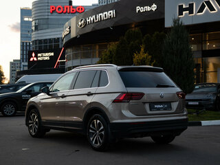 2019 Volkswagen Tiguan II, бежевый, 1703000 рублей, вид 5