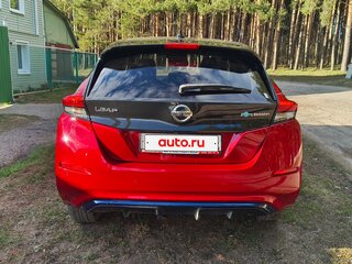 2020 Nissan Leaf II (ZE1), красный, 2200000 рублей, вид 5