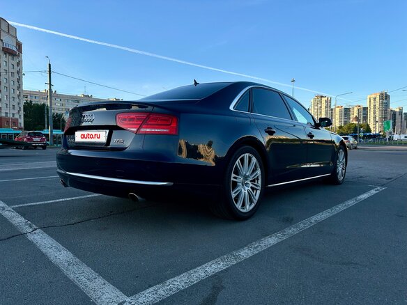 2010 Audi A8 Long III (D4), синий, 1650000 рублей - вид 2