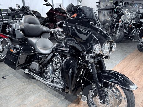 2016 Harley-Davidson Electra Glide, чёрный, 1699000 рублей, вид 1