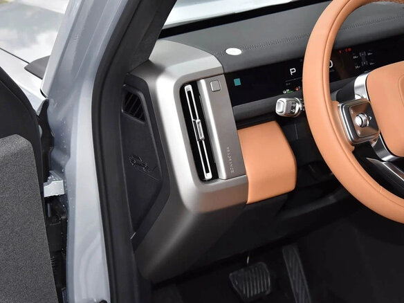 2026 iCar V27, чёрный, 5400000 рублей - вид 14