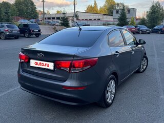 2016 Kia Rio III Рестайлинг, серый, 950000 рублей, вид 3