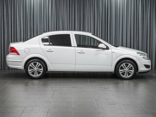 2011 Opel Astra H Рестайлинг, белый, 680000 рублей, вид 5