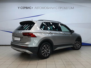 2018 Volkswagen Tiguan II, серебристый, 1999000 рублей, вид 3