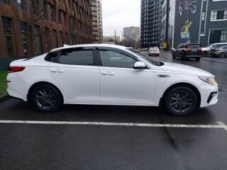 2020 Kia Optima IV Рестайлинг, белый, 1499000 рублей, вид 4