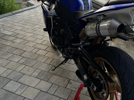2012 Yamaha YZF-R1, синий, 800000 рублей, вид 4