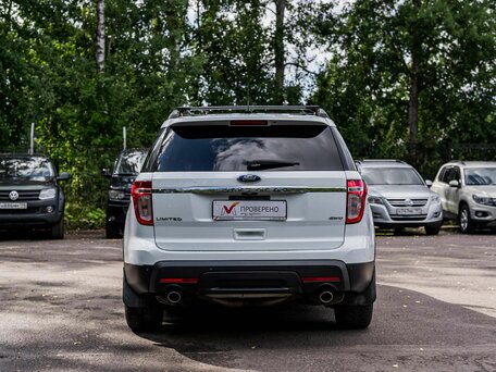 2013 Ford Explorer V, белый, 1261000 рублей, вид 4