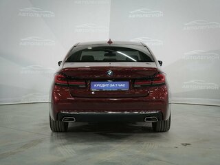 2020 BMW 5 серии 530d xDrive VII (G30/G31/G38) Рестайлинг, красный, 6299000 рублей, вид 5