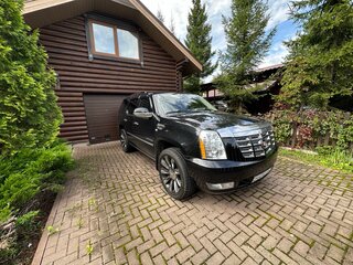 2011 Cadillac Escalade III, чёрный, 2700000 рублей, вид 2