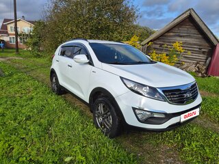 2013 Kia Sportage III, белый, 1399000 рублей, вид 2