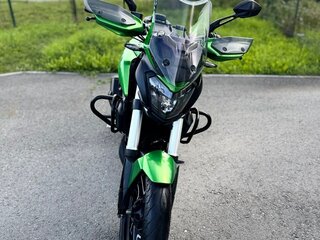 2023 Bajaj Dominar 400, зелёный, 410000 рублей, вид 2