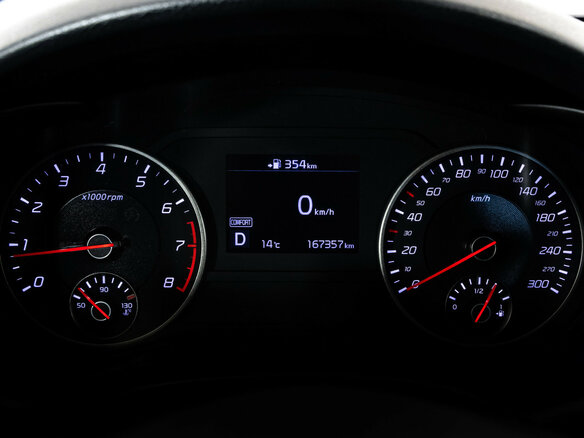 2019 Kia Stinger I, белый, 2099000 рублей - вид 31