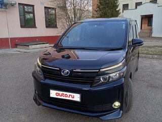 2014 Toyota Voxy III (R80), синий, 1792000 рублей, вид 2