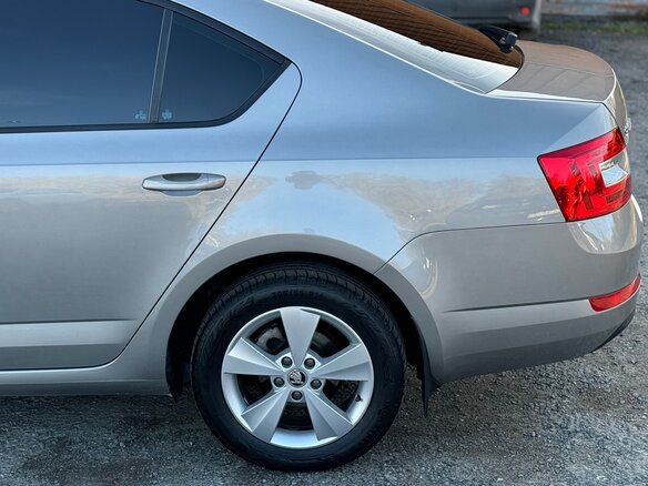 2016 Skoda Octavia III (A7), бежевый, 1250000 рублей - вид 22