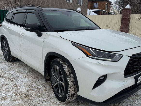 2021 Toyota Highlander IV (XU70), белый, 4870000 рублей - вид 2