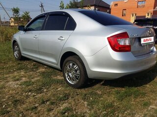 2014 Skoda Rapid I, серебристый, 970000 рублей, вид 4