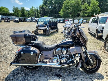 2019 Indian Roadmaster, чёрный, 1097568 рублей, вид 1