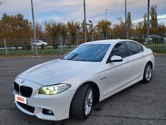 2014 BMW 5 серии 520d VI (F10/F11/F07) Рестайлинг, белый, 2300000 рублей