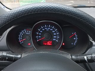 2016 Kia Rio III Рестайлинг, белый, 1150000 рублей, вид 5