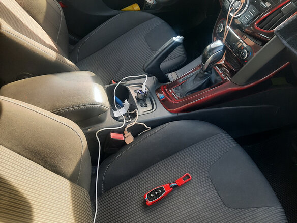 2012 Ford Focus III, красный, 900000 рублей - вид 5