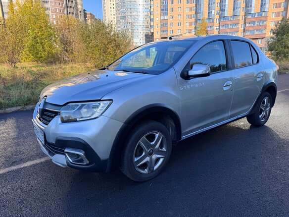 2018 Renault Logan Stepway II Рестайлинг, серый, 750000 рублей - вид 2