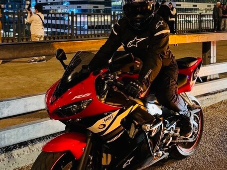 2003 Yamaha YZF-R6, красный, 650000 рублей, вид 3