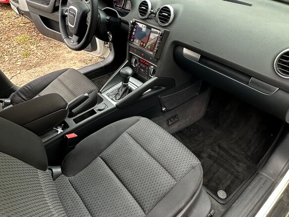 2009 Audi A3 II (8P) Рестайлинг 2, белый, 850000 рублей - вид 5