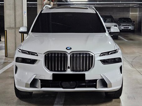 2024 BMW X7 40i I (G07) Рестайлинг, белый, 12350000 рублей, вид 2