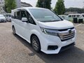 2018 Honda Stepwgn Spada V Рестайлинг, белый - вид 4