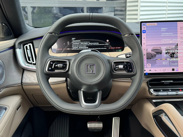 2026 Zeekr 8X 70 kWh, чёрный, 12690000 рублей - вид 18