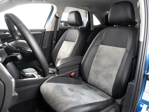 2020 Volkswagen Jetta VII, синий - вид 12